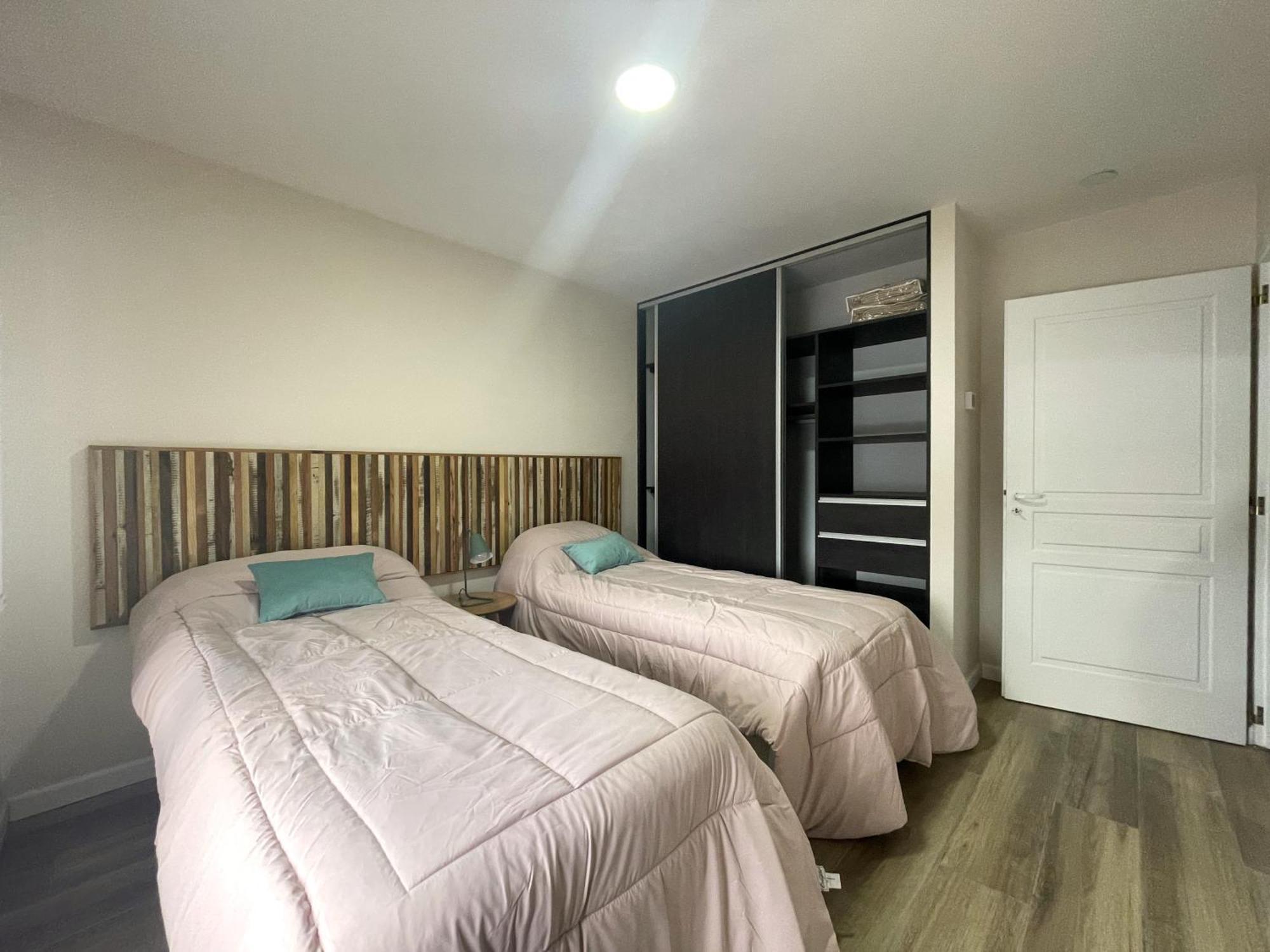 Amigos Del Fin Del Mundo - 5 Apartamento